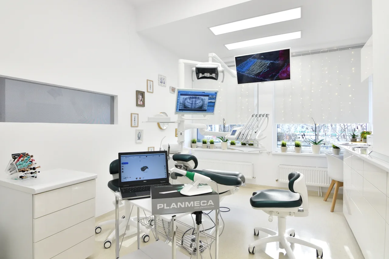 de-ce-sa-alegi-o-clinica-stomatologica-digitala